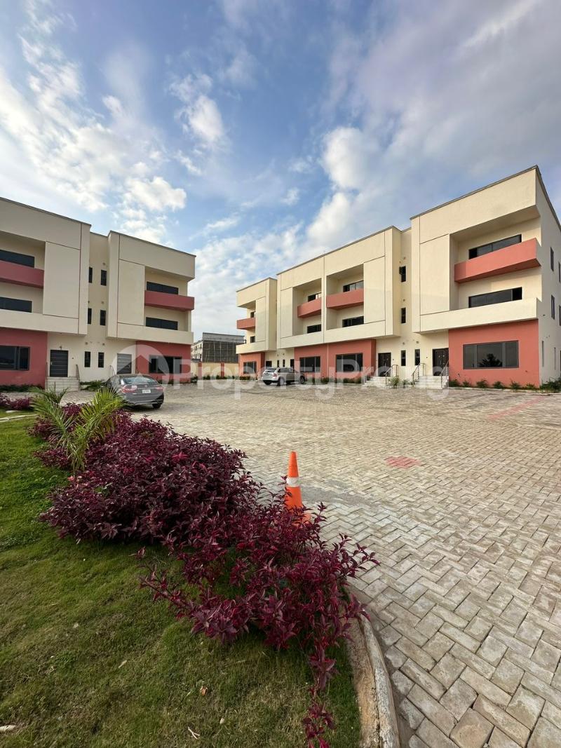 4 bedroom House for sale Durumi Abuja