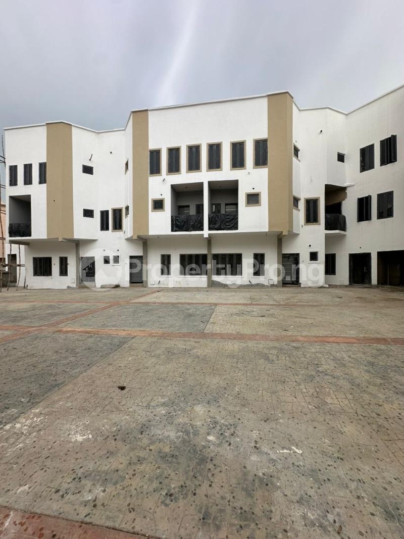 4 bedroom House for sale Jahi Abuja