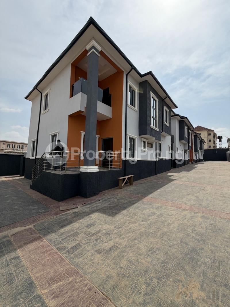 4 bedroom House for sale Life Camp Abuja