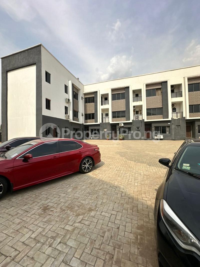 4 bedroom House for sale Jahi Abuja