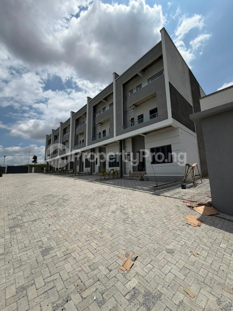 4 bedroom House for sale Idu Abuja