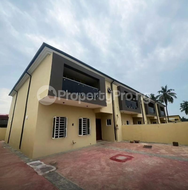 4 bedroom House for sale Akowonjo Alimosho Lagos