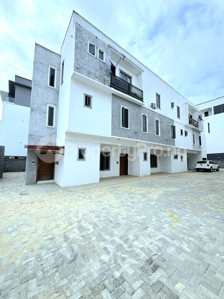 4 bedroom House for rent Ologolo Lekki Lagos