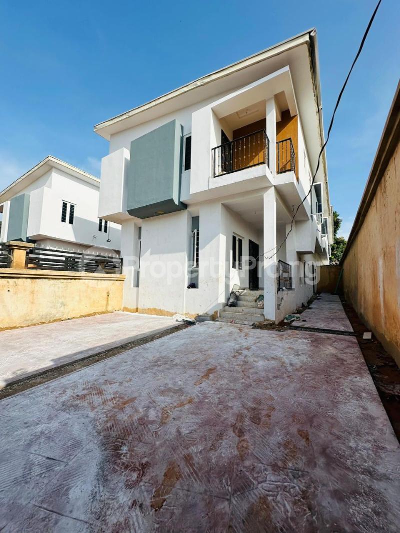 4 bedroom House for sale Mende Maryland Lagos