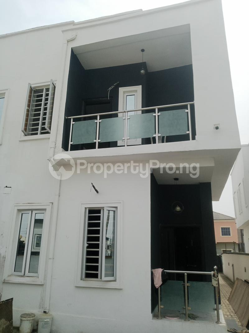 4 bedroom House for rent Moba Mobil Road Ilaje Ajah Lagos