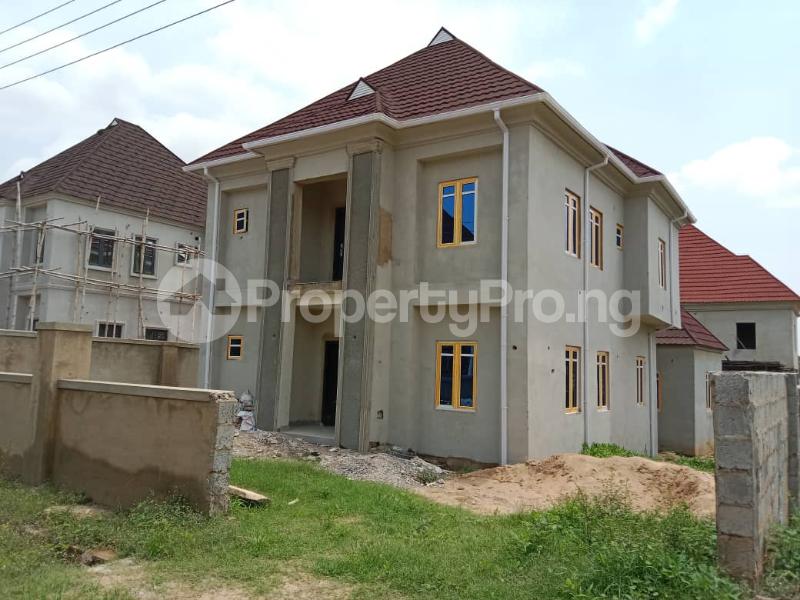 4 bedroom House for sale Pyakasa, Airport Road Lugbe Abuja