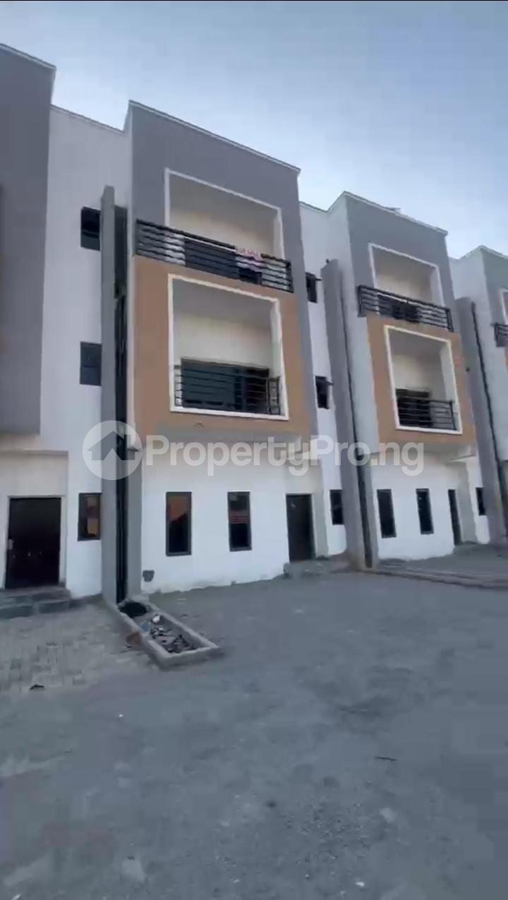 4 bedroom House for sale Airport Road, Jabi Abuja