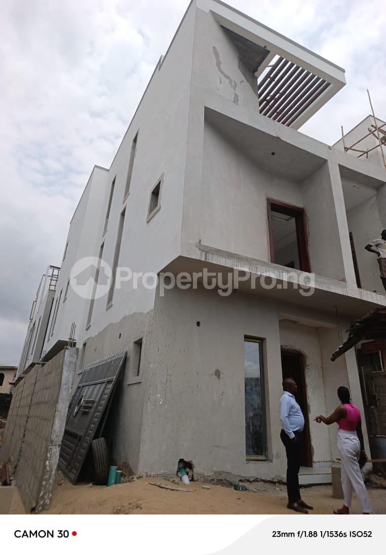 4 bedroom House for sale Medina Estate Gbagada Lagos