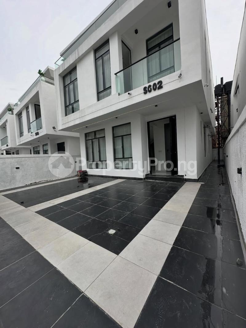 5 bedroom House for rent Chevron Lekki Lagos