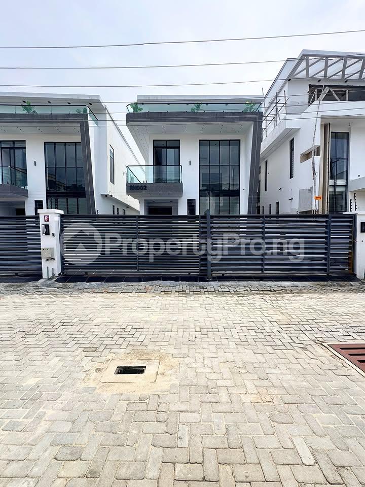 5 bedroom House for sale Chevron Lekki Lagos
