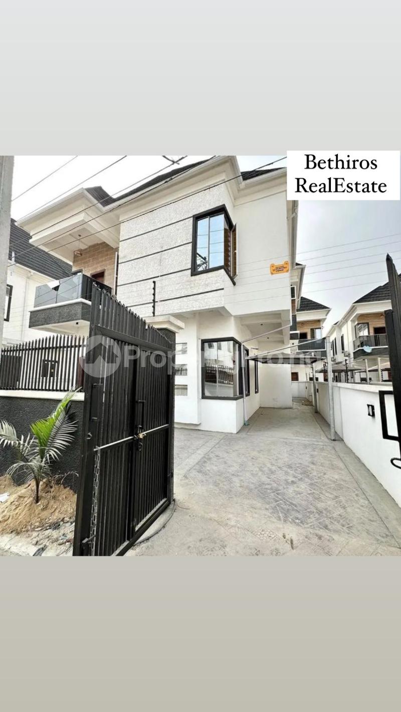 5 bedroom House for sale Ologolo Lekki Lagos