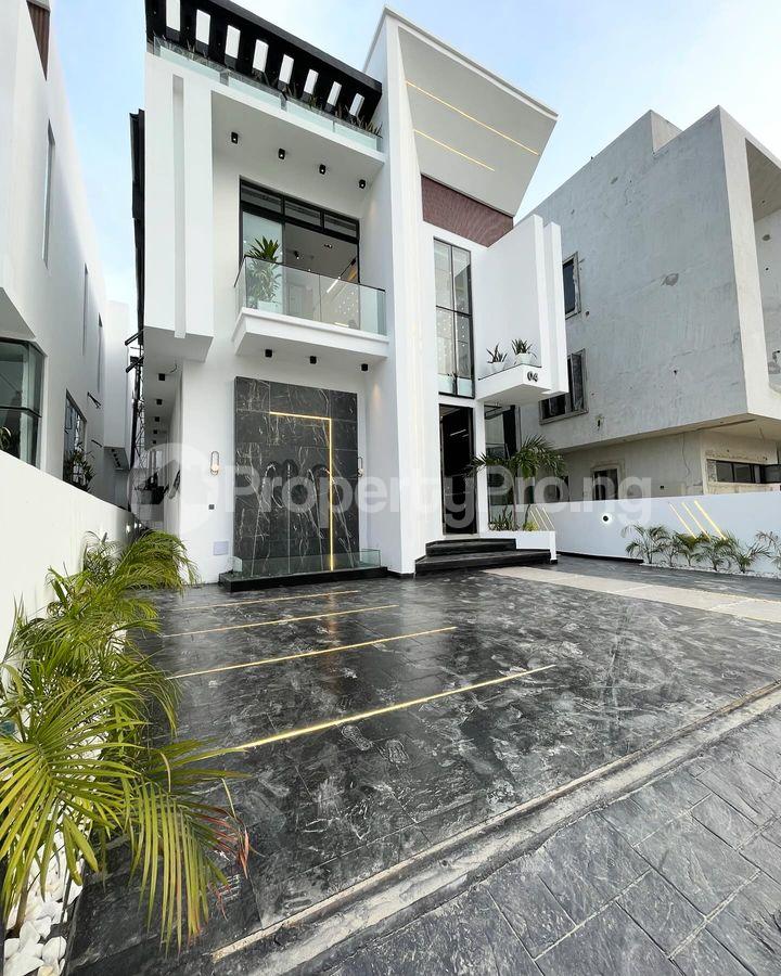 5 bedroom House for sale chevron Lekki Lagos