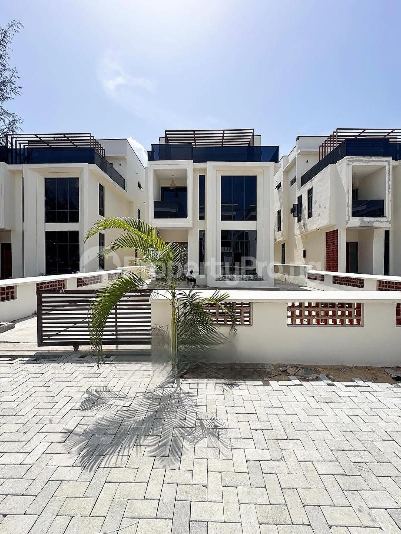 5 bedroom House for sale Ikota Lekki Lagos