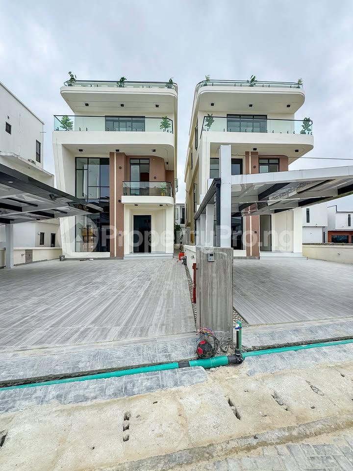 5 bedroom House for sale Chevron Lekki Lagos