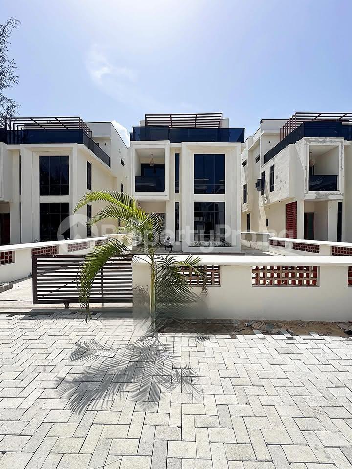 5 bedroom House for sale Chevron Lekki Lagos