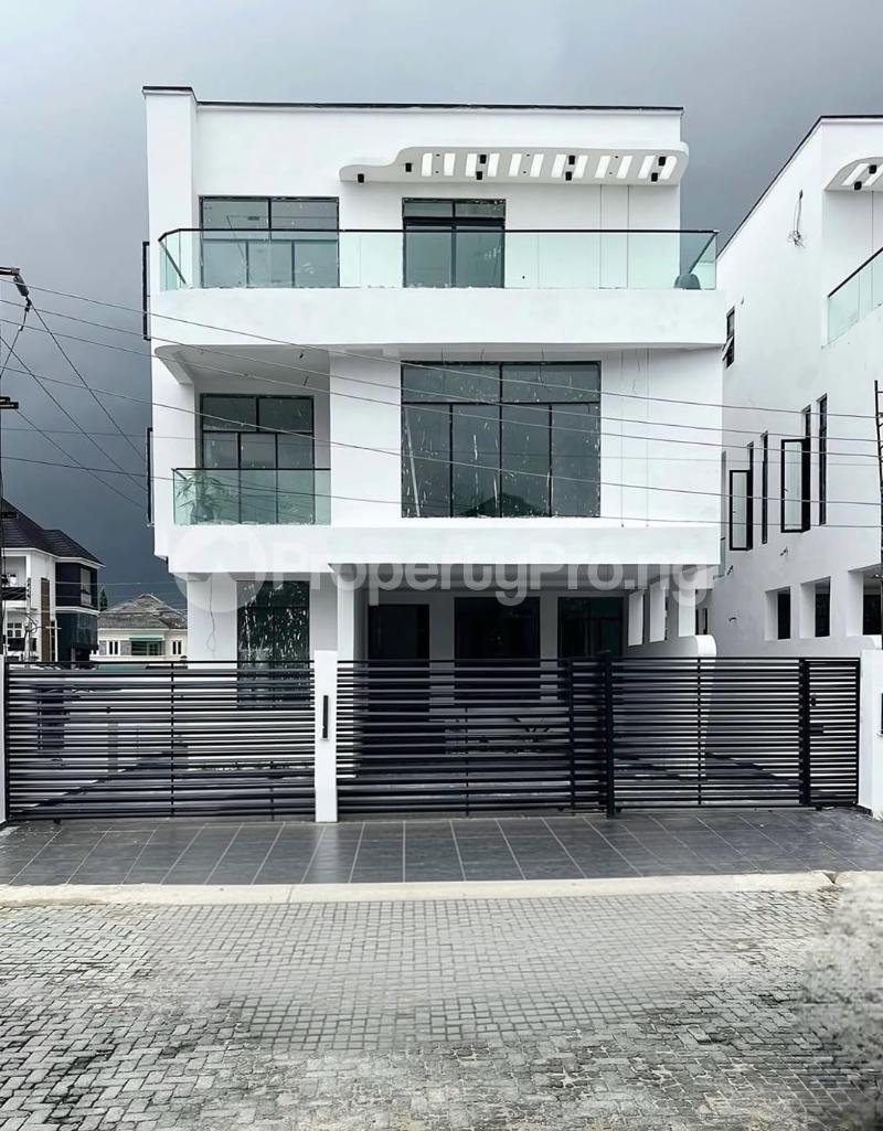 5 bedroom House for sale Chevron Lekki Lagos