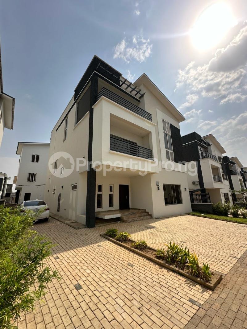 5 bedroom House for sale Life Camp Abuja