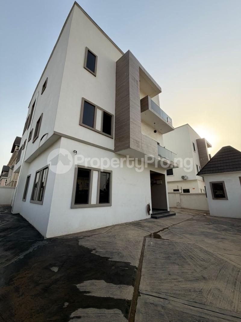5 bedroom House for sale Gwarinpa Abuja