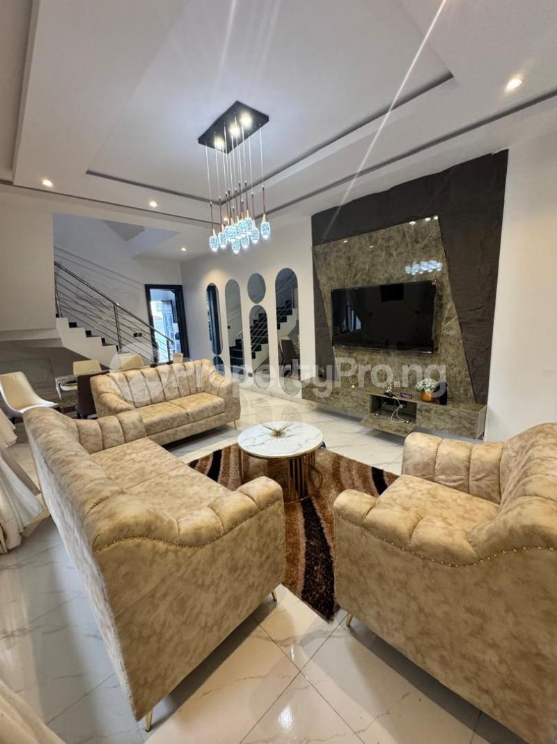 5 bedroom House for shortlet Opebi Ikeja Lagos