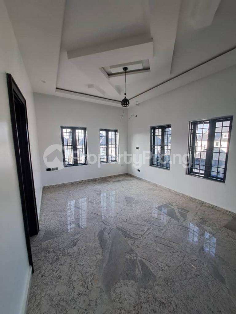 7 bedroom House for sale Gwarinpa Abuja