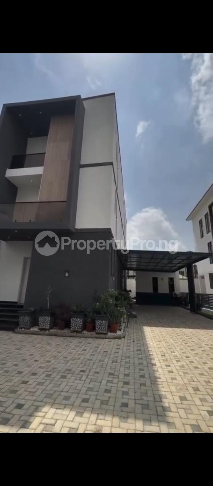 6 bedroom House for sale Mabushi Mabushi Abuja