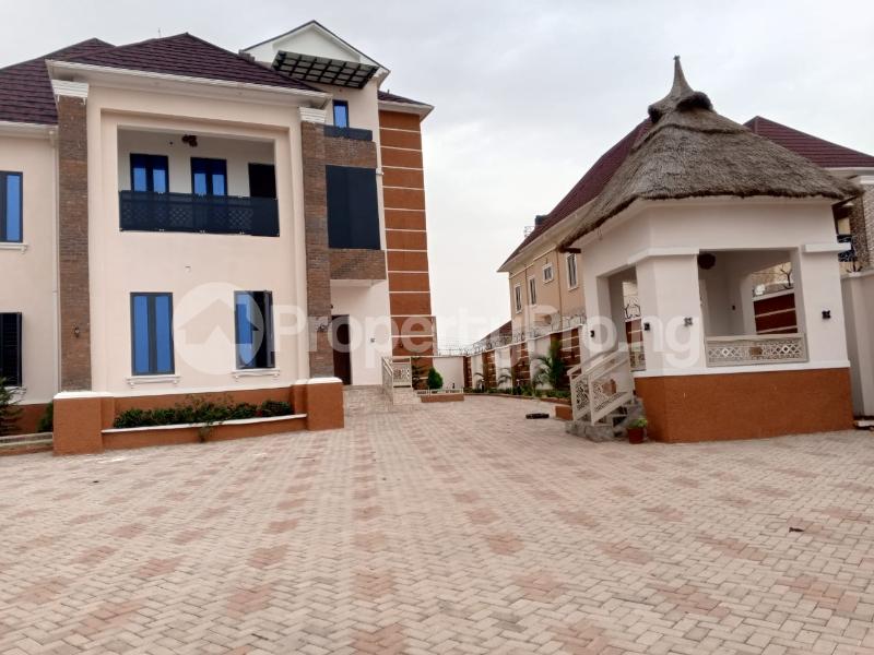 6 bedroom House for sale Ungwan Rimi Kaduna North Kaduna