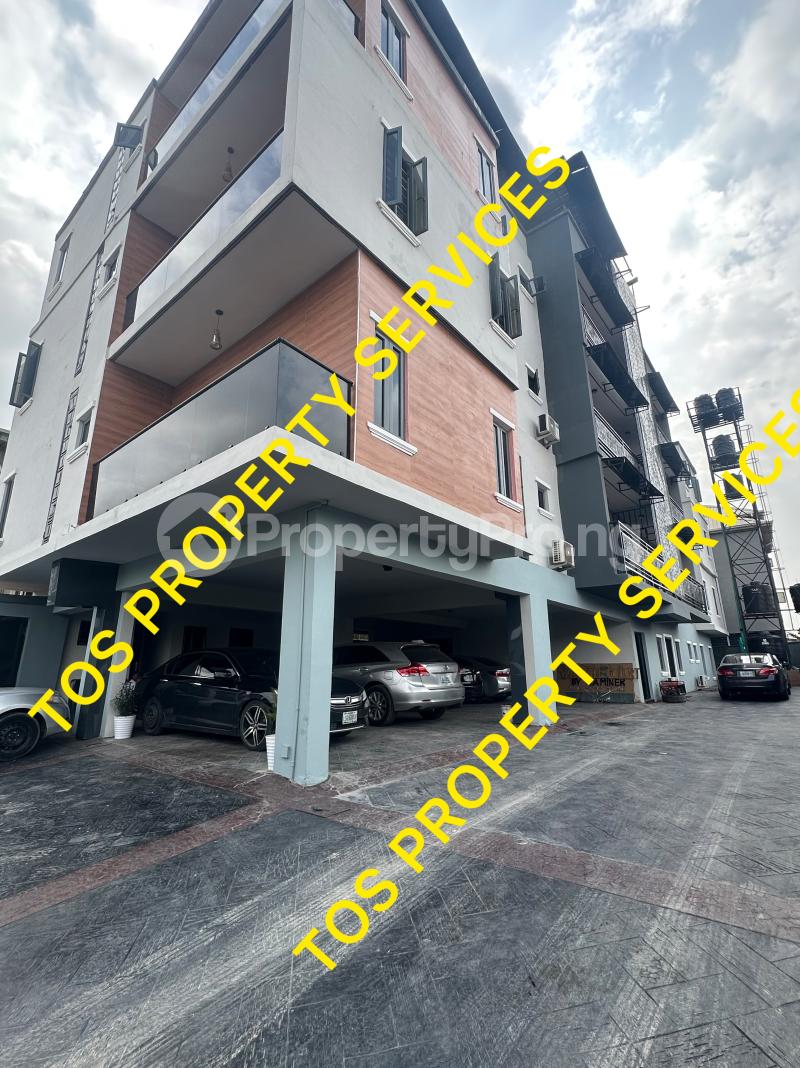 3 bedroom Flat / Apartment for sale Yaba, Lagos. Yaba Lagos