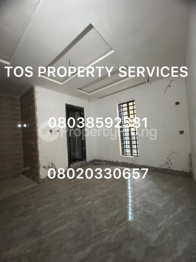 Flat / Apartment for sale In A Lovely Location In Yaba Yaba Lagos