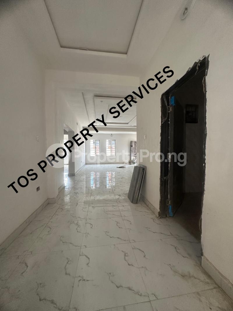 2 bedroom Flat / Apartment for rent Off Herbert Macaulay Way, Yaba ,lagos. Yaba Lagos