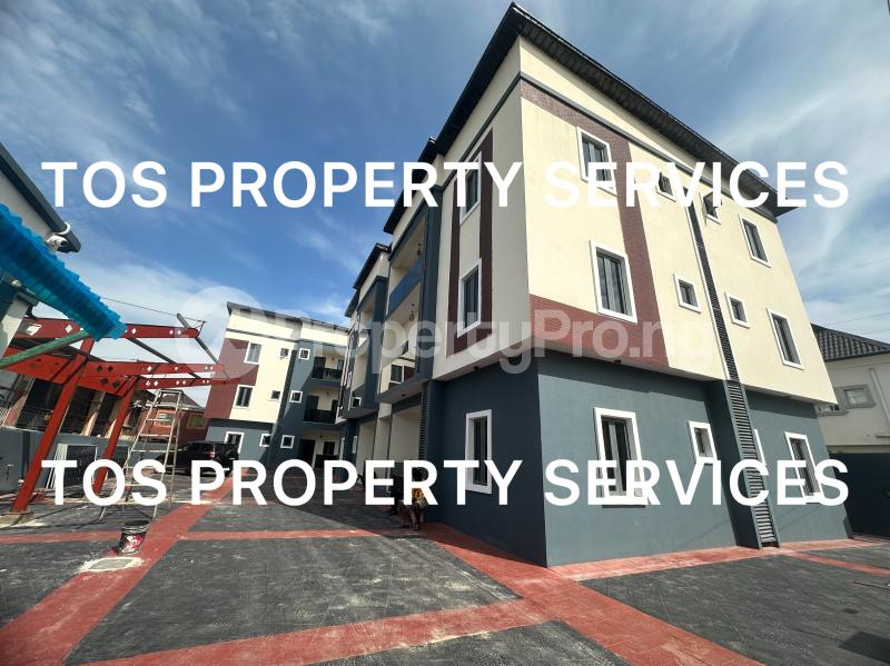 2 bedroom Flat / Apartment for sale Surulere Surulere Lagos