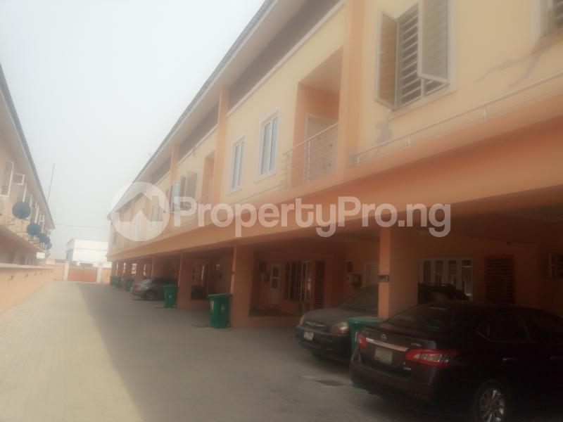 3 bedroom House for sale Orchid Road, Off Eleganza Bus Stop Ikota Lekki Lagos