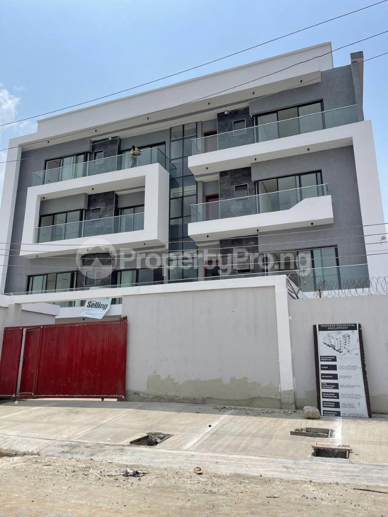 3 bedroom Flat / Apartment for sale Lekki Phase 1 Lekki Lagos