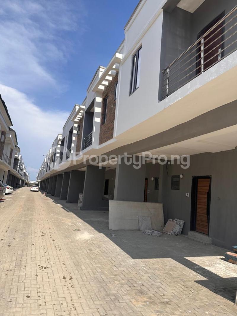 3 bedroom House for rent 12a Romax At General Paint Off Lekki-Epe Expressway Ajah Lagos