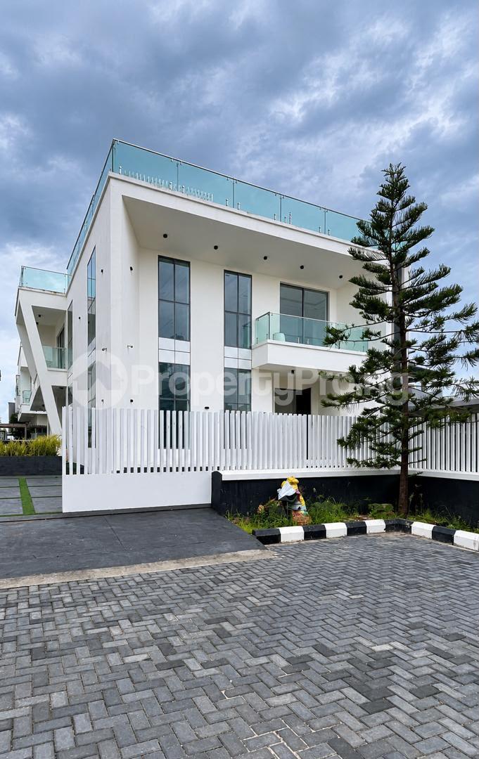 5 bedroom House for sale Osapa london Lekki Lagos