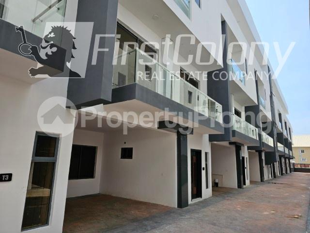 4 bedroom House for sale ONIRU Victoria Island Lagos