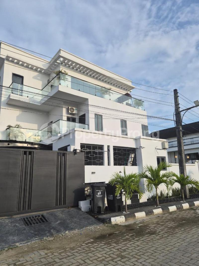 4 bedroom House for rent Ikota Gra Ikota Lekki Lagos