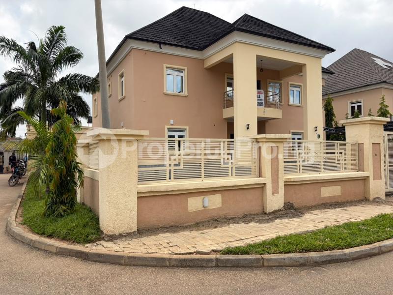 5 bedroom House for sale Mrs Filling Station Gaduwa Abuja