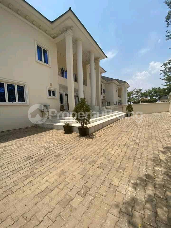 8 bedroom House for sale Odekpe Onitsha North Anambra