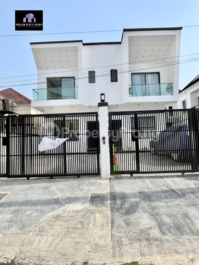 4 bedroom House for sale Chevron Lekki Lagos