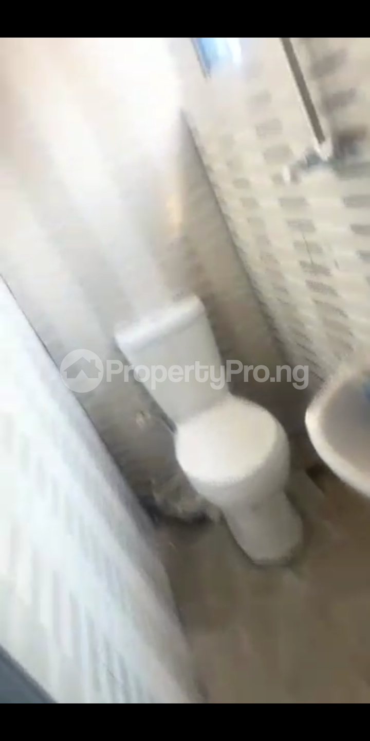 Flat / Apartment for rent Off Adesina Road Ijesha Surulere Lagos