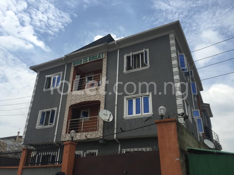 2 bedroom Flat / Apartment for rent Folagoro Abule-Ijesha Yaba Lagos