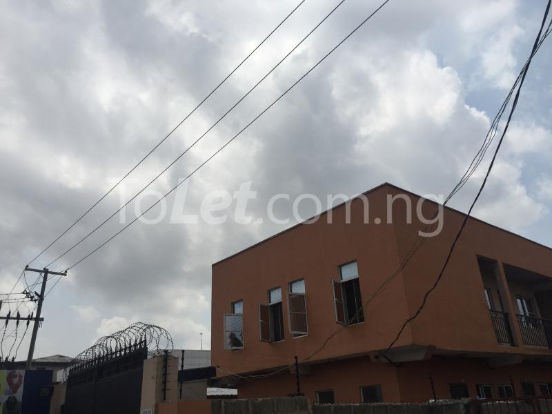 Flat / Apartment for rent Finbars Road Akoka Yaba Lagos