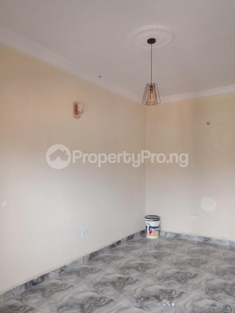 1 bedroom Flat / Apartment for rent Adekunle Kuye Adelabu Surulere Lagos - 4