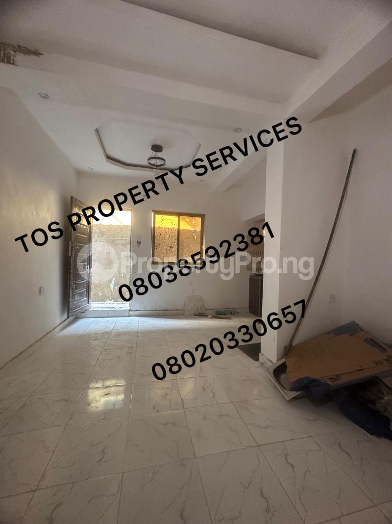 1 bedroom Flat / Apartment for rent Off Herbert Macaulay Way, Yaba ,lagos. Sabo Yaba Lagos