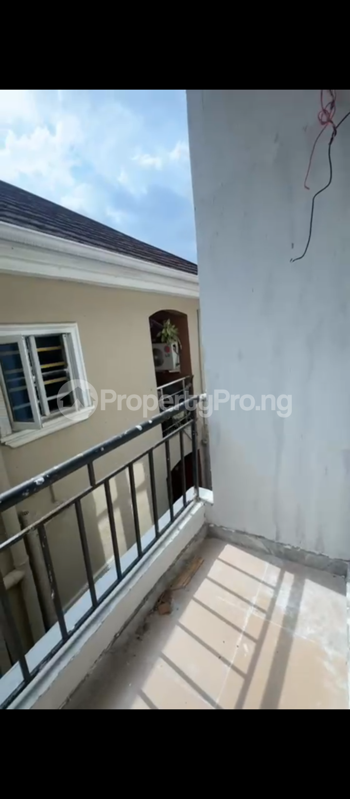 1 bedroom Flat / Apartment for rent Onigbogbo Mende Maryland Lagos