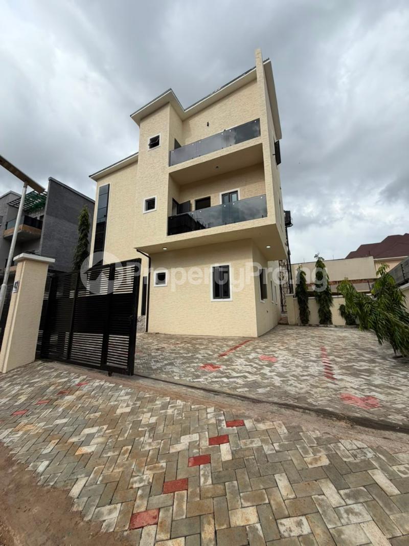 1 bedroom Flat / Apartment for sale Guzape Abuja