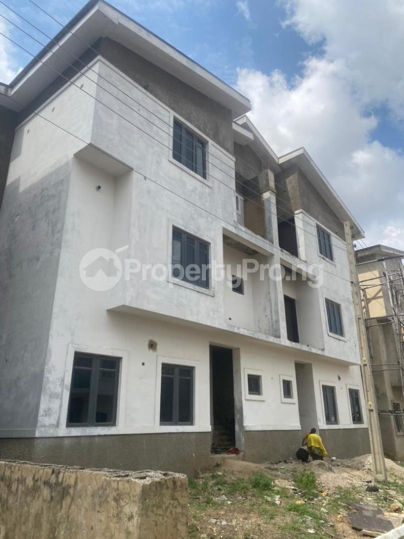 2 bedroom House for sale Close To River Park, Airport Road, Lugbe, Abuja Lugbe Abuja