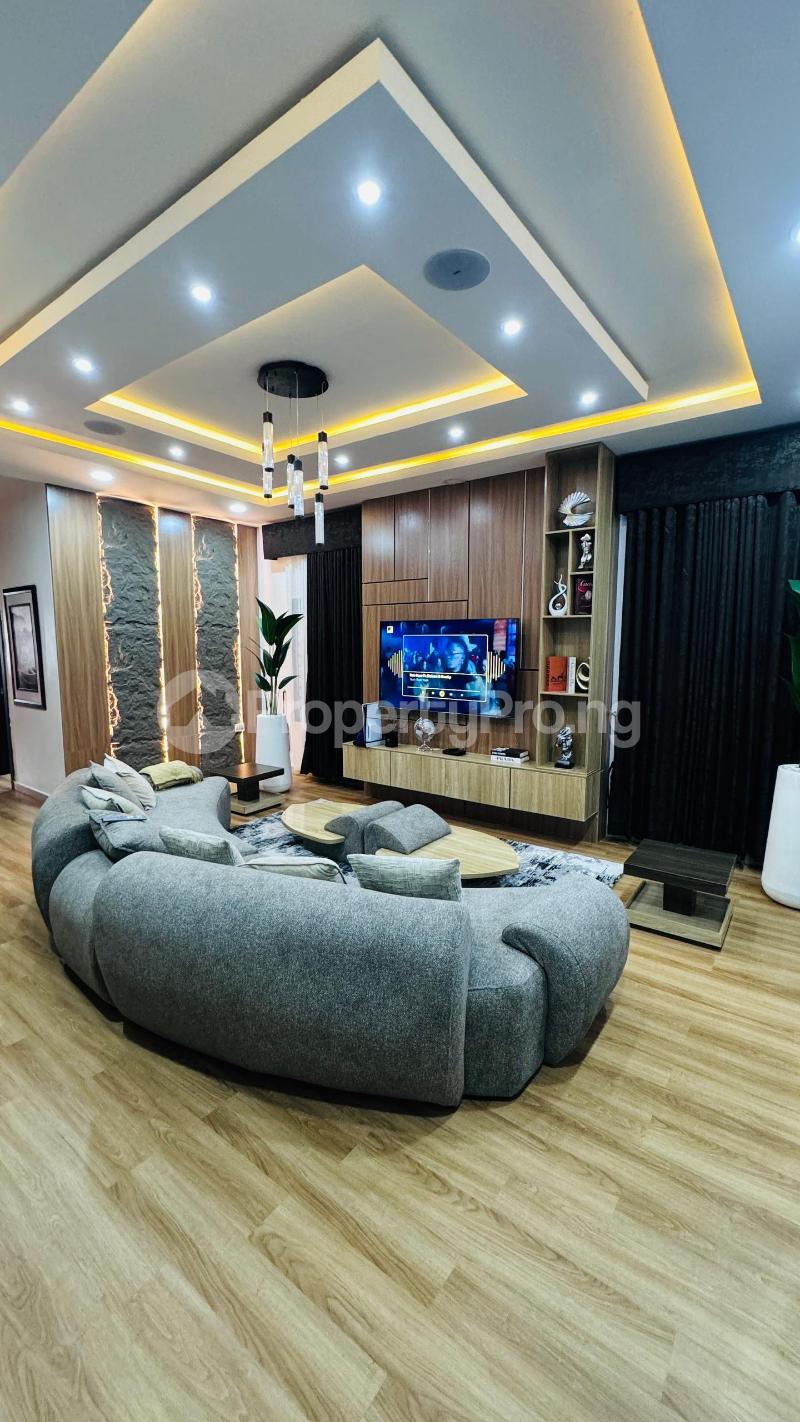 4 bedroom Flat / Apartment for shortlet Engr. Lere Adigun Gra, Basorun Ibadan Oyo