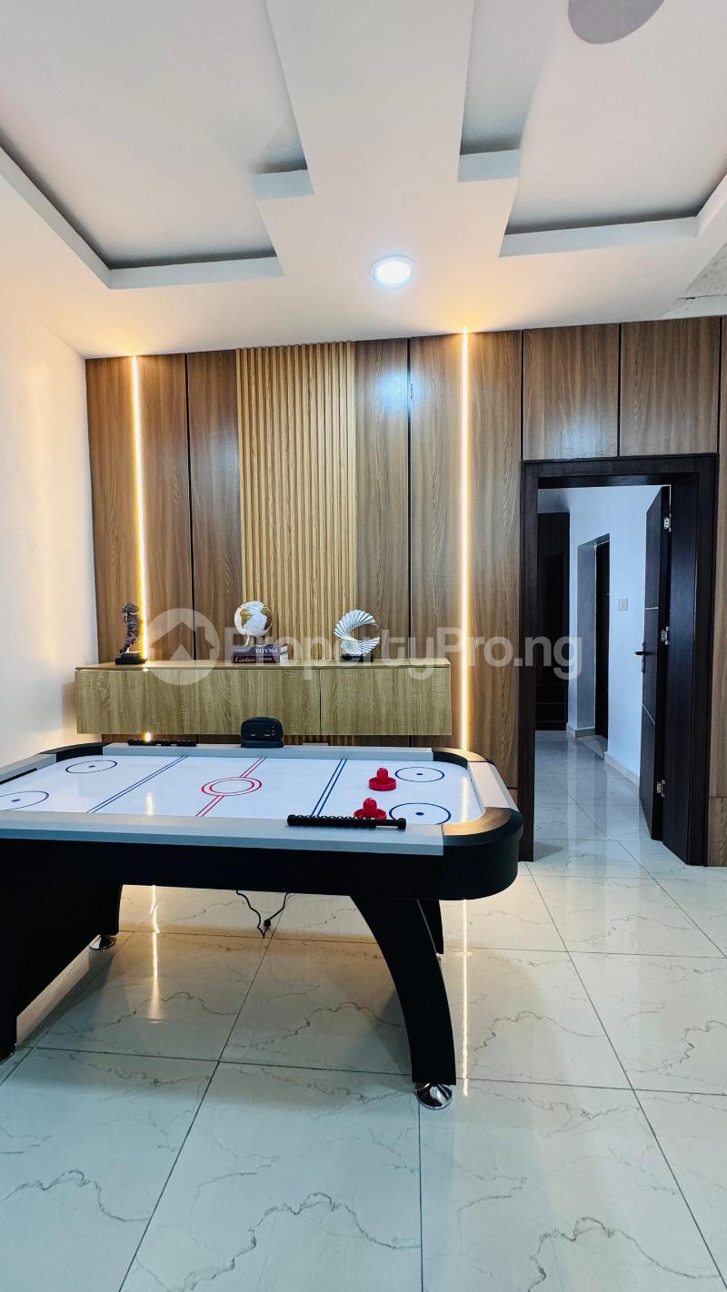 4 bedroom Flat / Apartment for shortlet Engr. Lere Adigun Gra, Basorun Ibadan Oyo