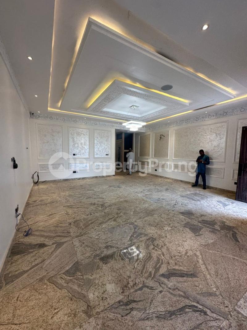 10 bedroom House for sale Nbora Abuja